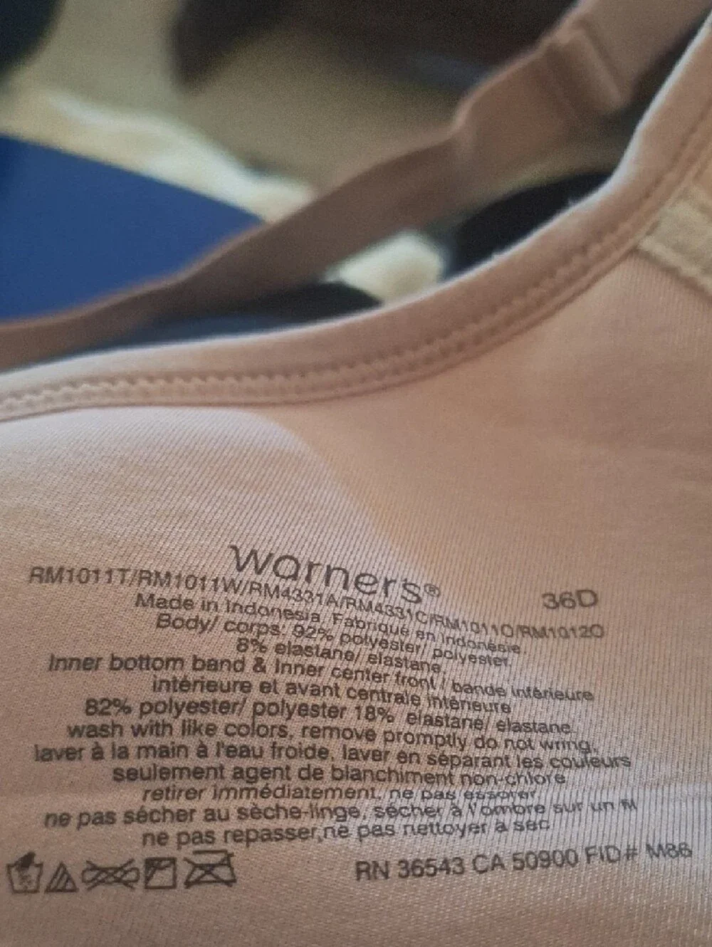 3 Warner's Nude Blush & 2 Black Wireless  Everyday Support Bras Size 36 D